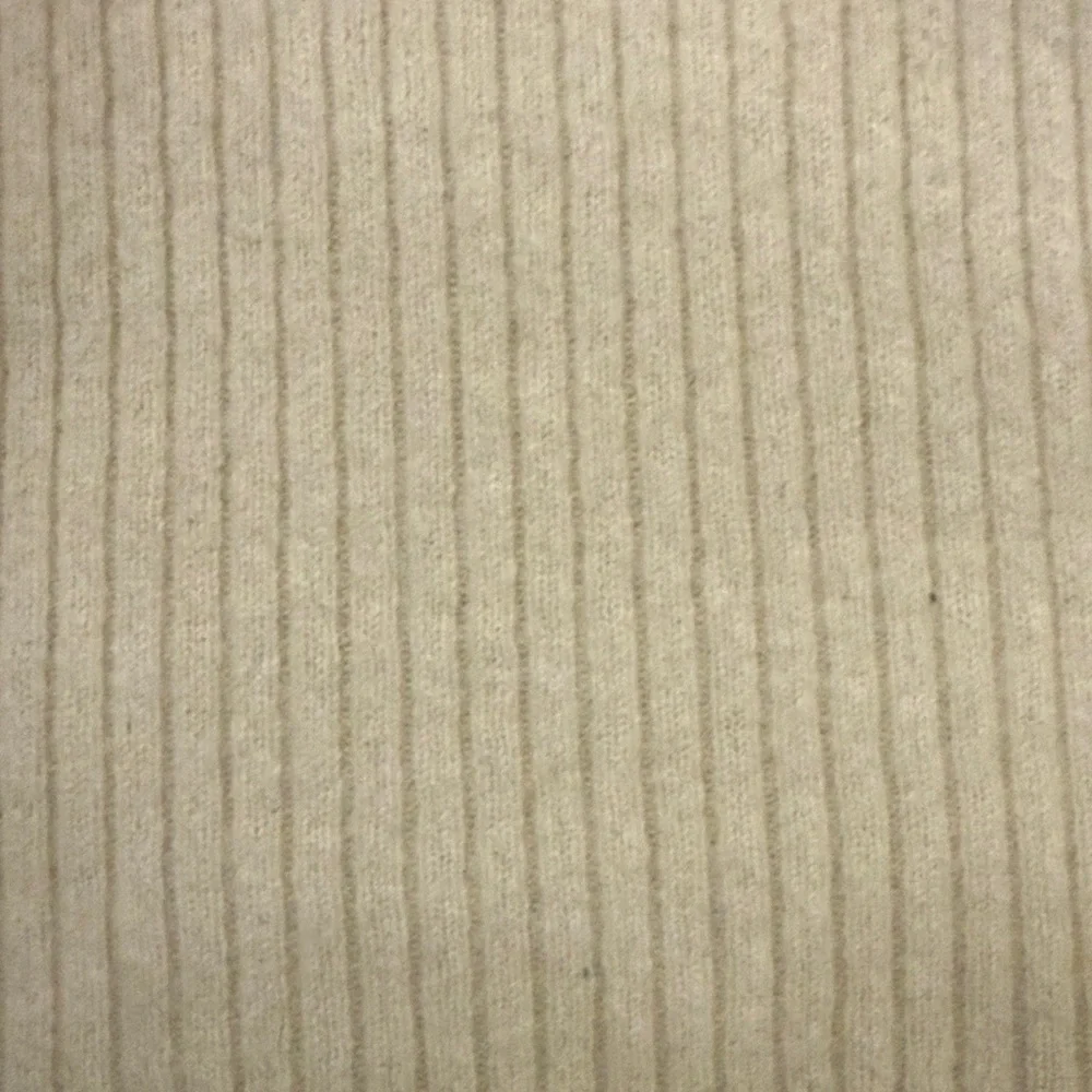 Chic Beige Ribbed 100% cashmere Tank Top - Picture 3 of 6